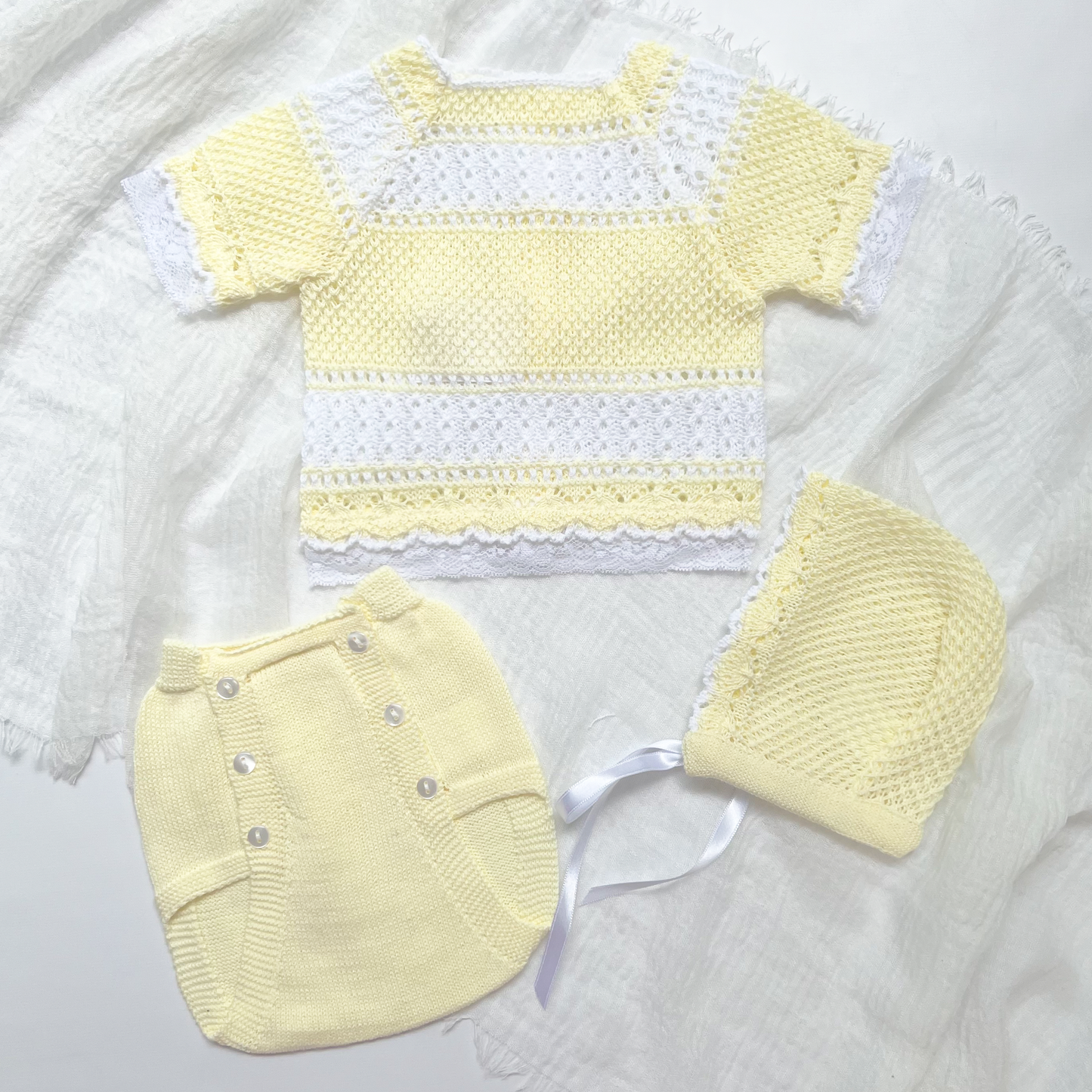 Newborn Baby Knitted Outfit, Short Sleeve, Lace (Yellow)
