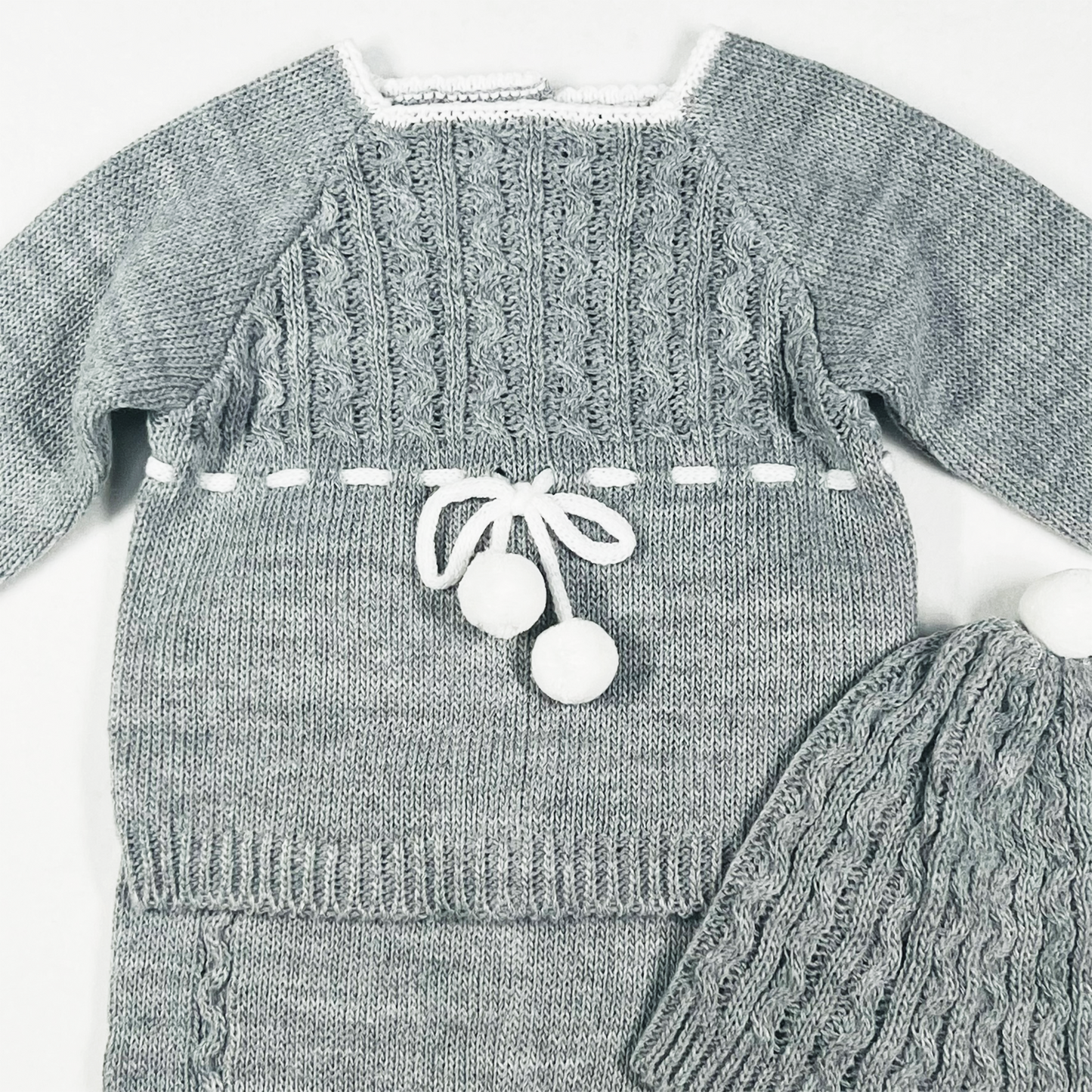 Newborn Baby Knit Outfit, Pompoms (Gray)