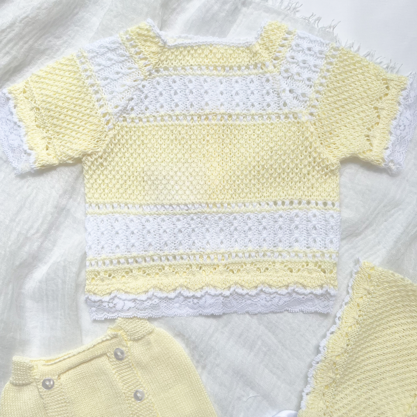 Newborn Baby Knitted Outfit, Short Sleeve, Lace (Yellow)
