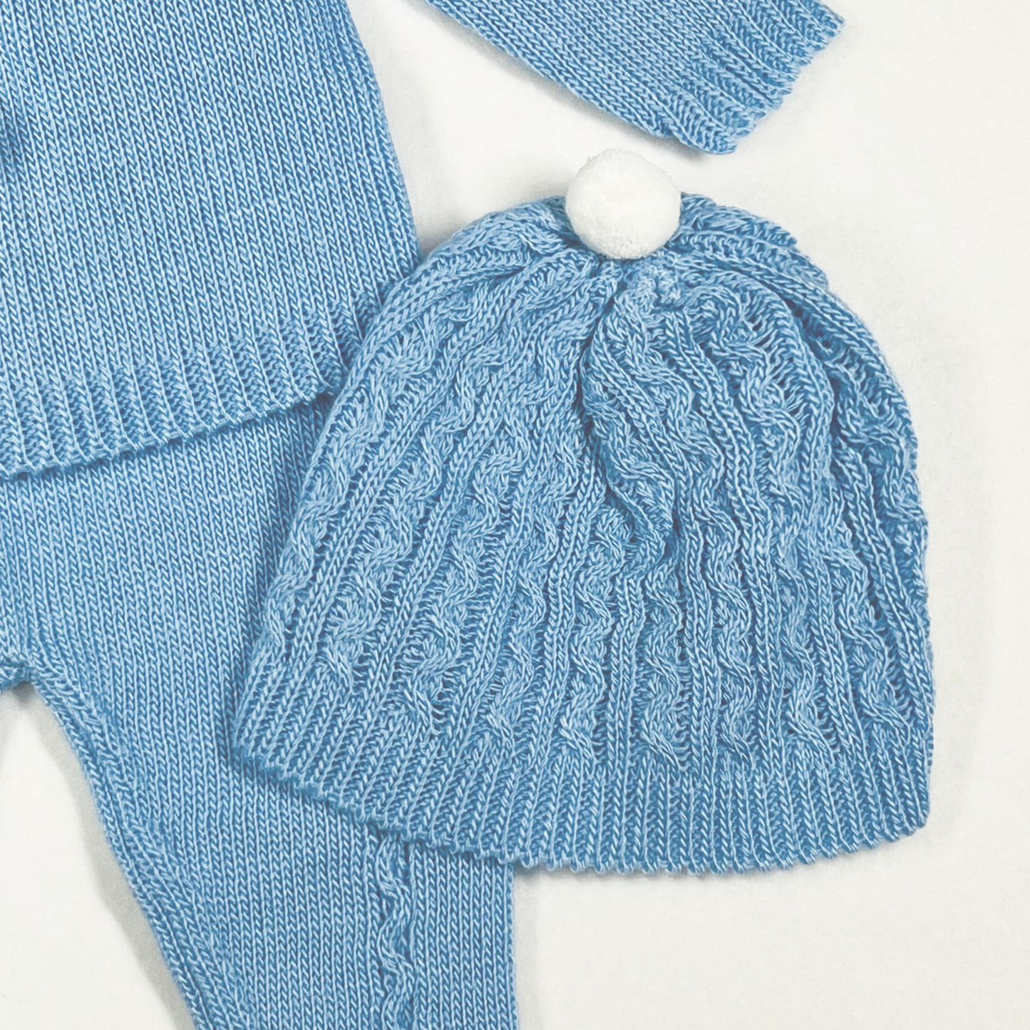 Newborn Baby Knit Outfit, Pompoms (Ocean Blue)