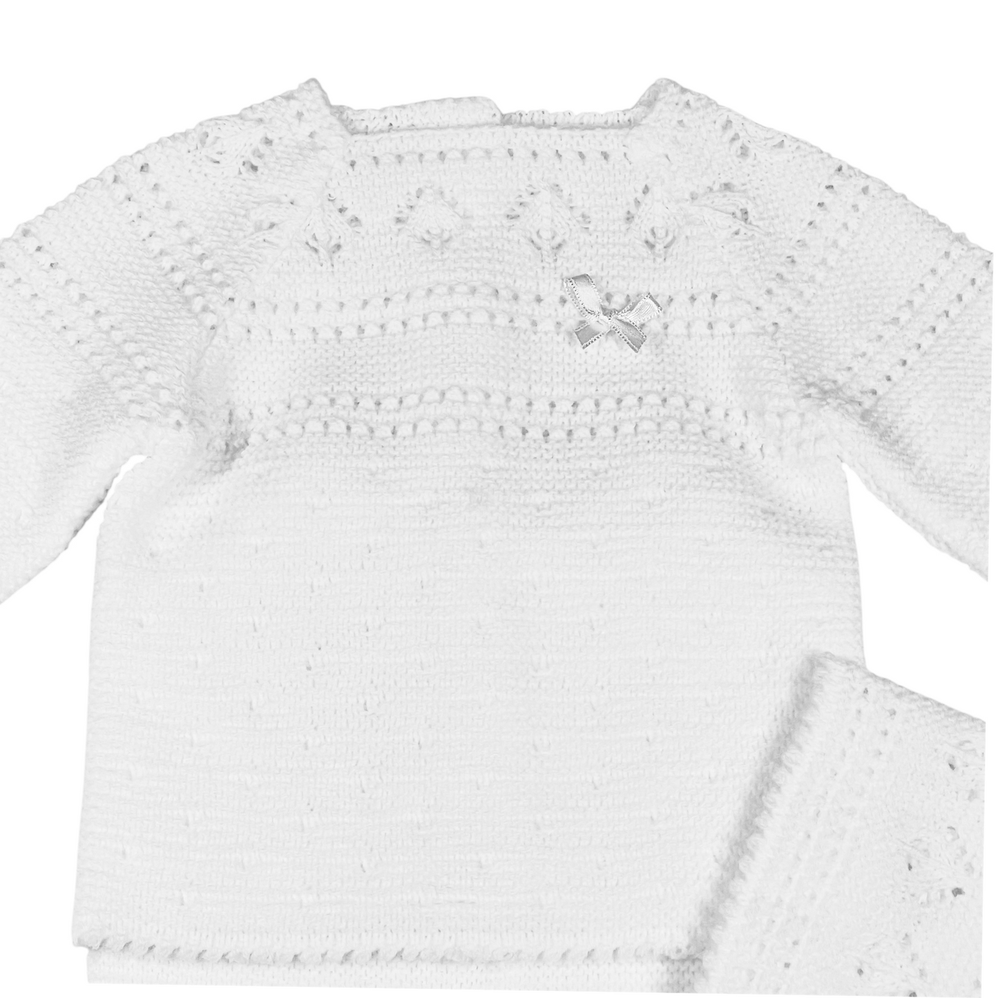 Newborn Baby Knit Outfit, Embossed Leaf (White)