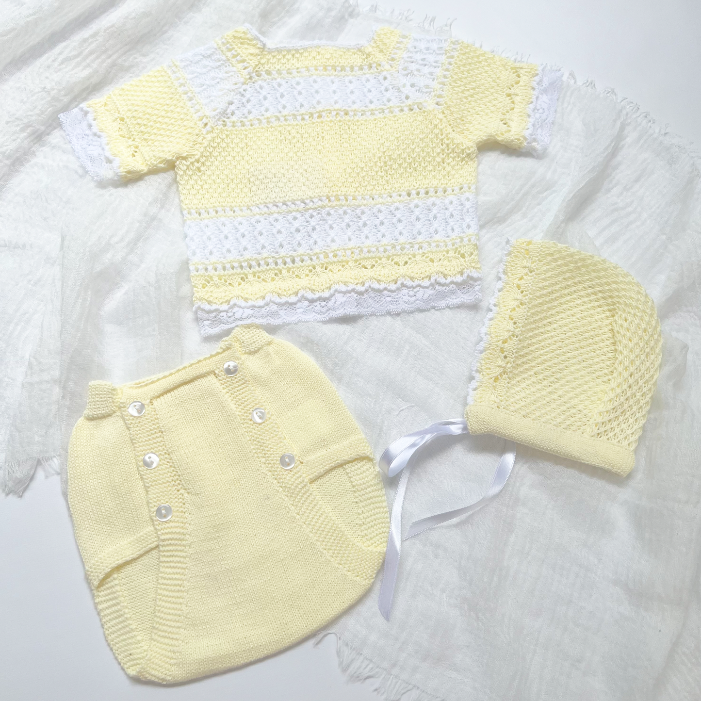 Newborn Baby Knitted Outfit, Short Sleeve, Lace (Yellow)