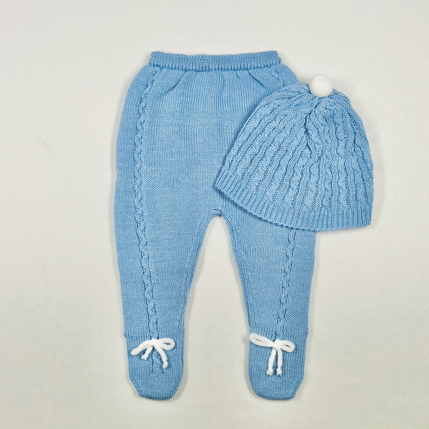 Newborn Baby Knit Outfit, Pompoms (Ocean Blue)