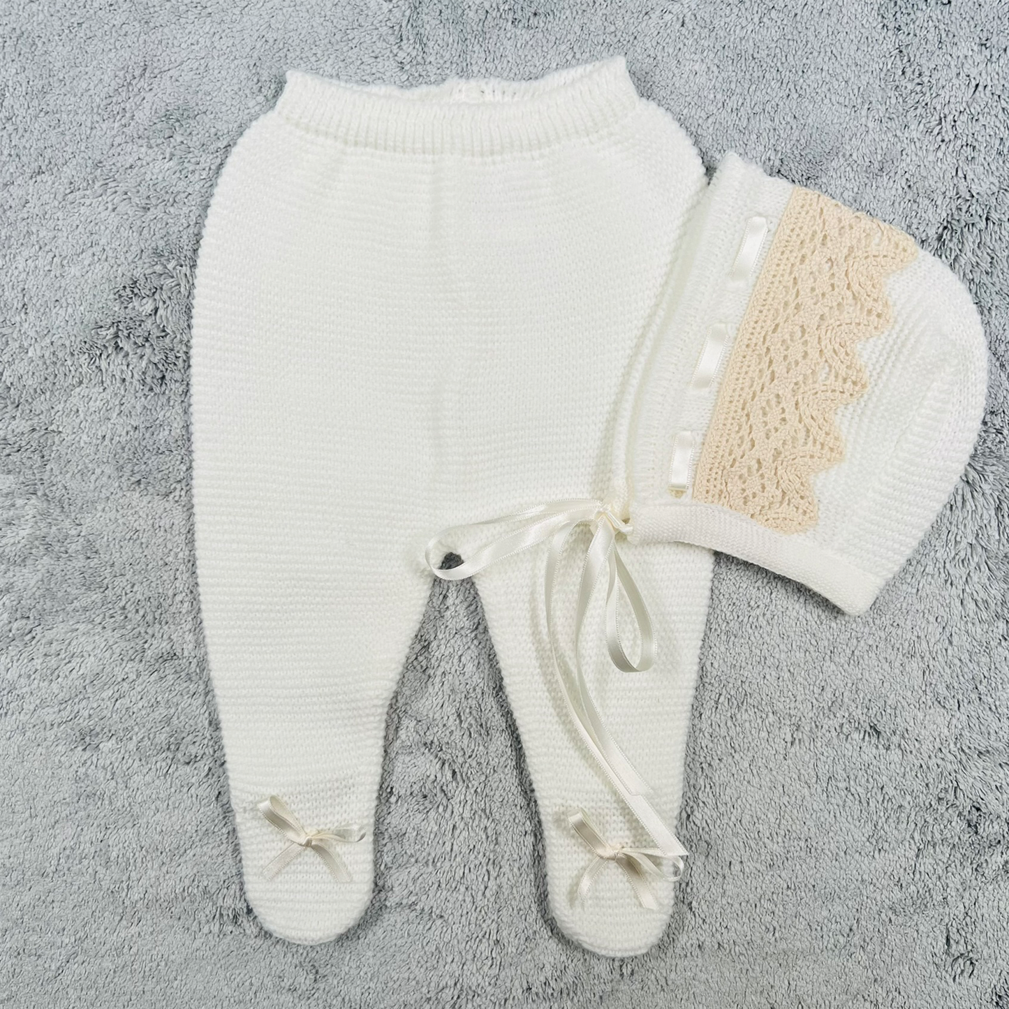 Newborn Baby Knit Outfit, Lace (Beige)