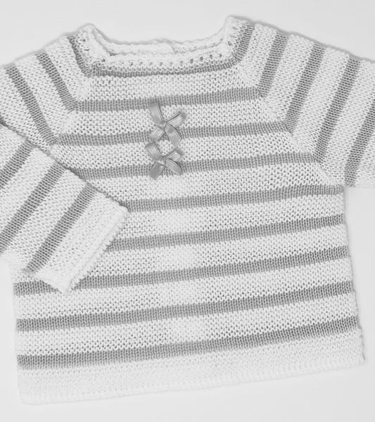 Newborn Baby Knit Outfit, Striped (Gray)