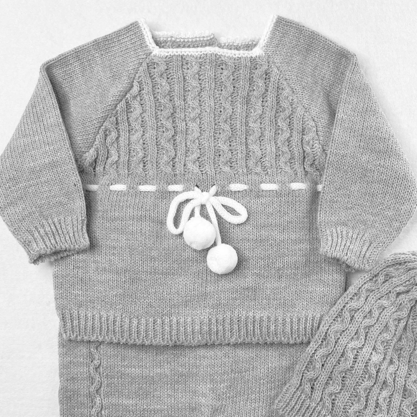 Pompoms Baby Knit Outfit (Gray)