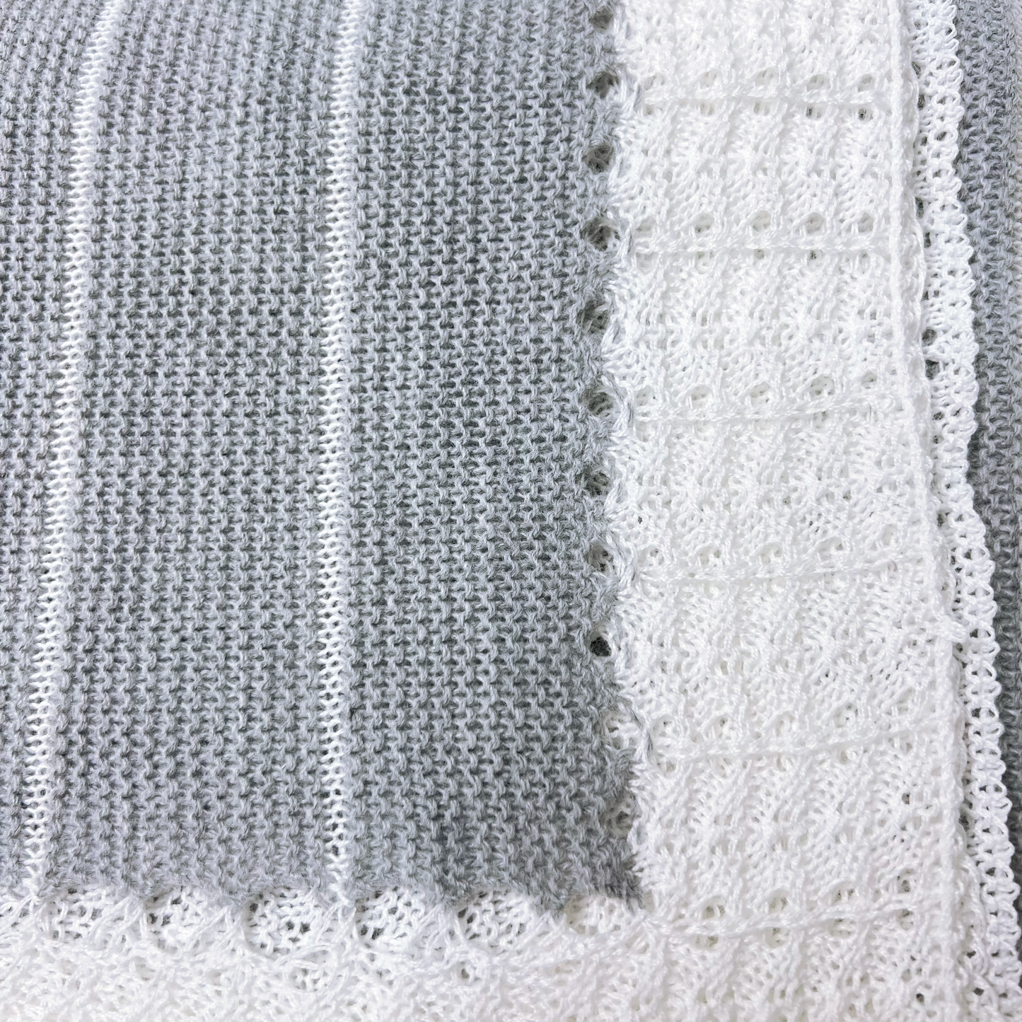 Striped  Baby Knit Blanket (Gray)